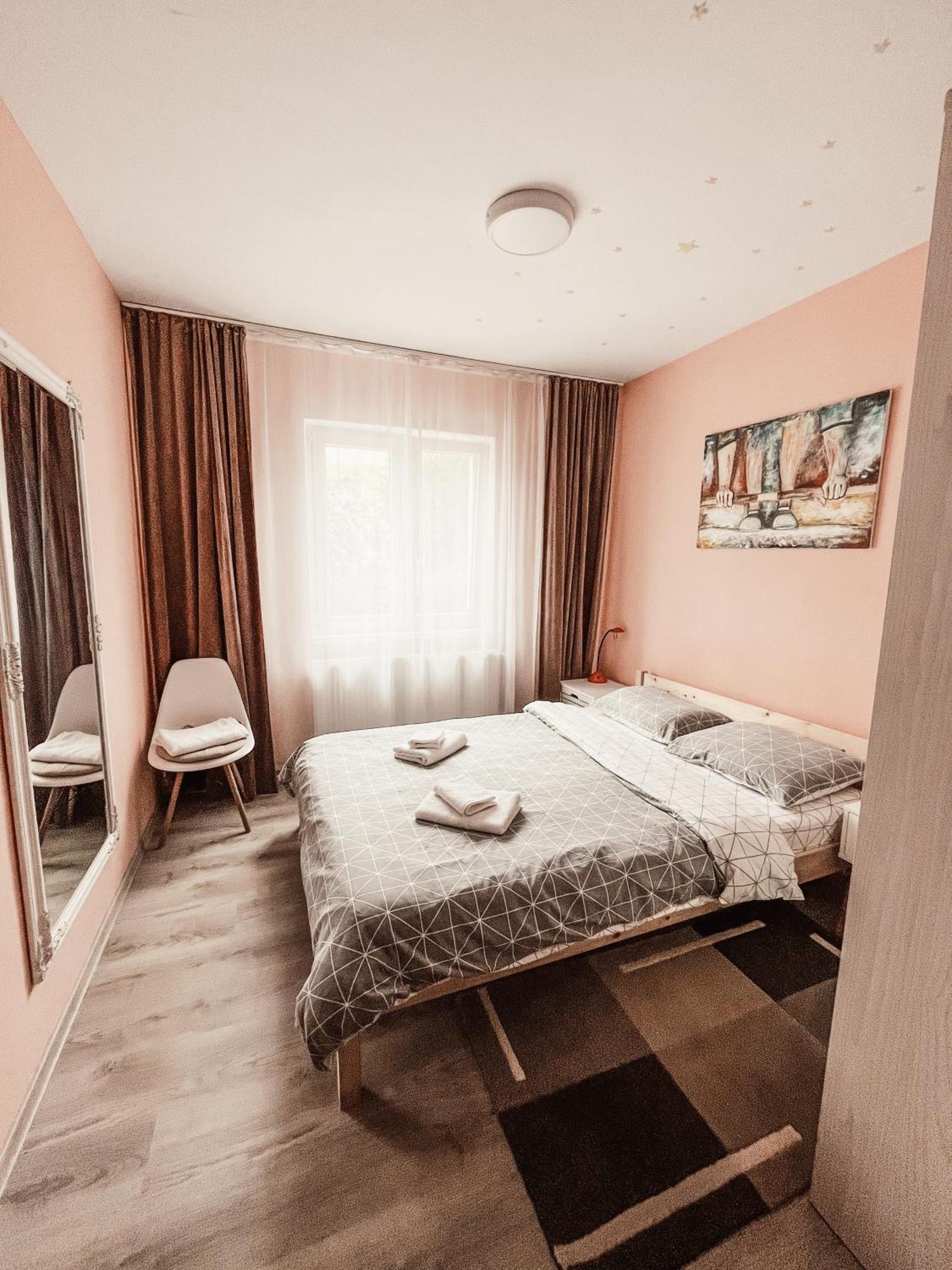 Apartament One Divine - Zărneşti エクステリア 写真